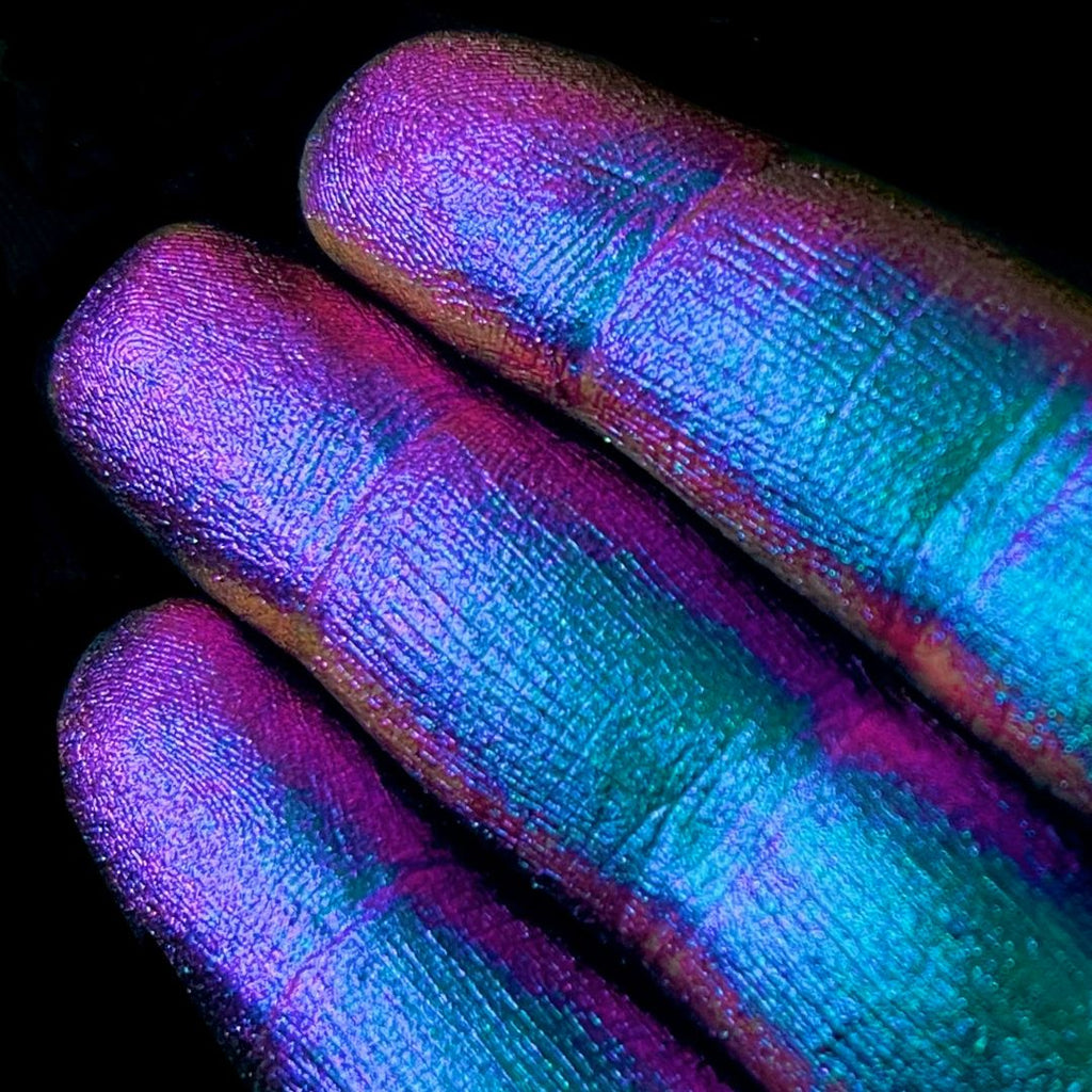 Oceanic Symphony (Multichrome Pigment)