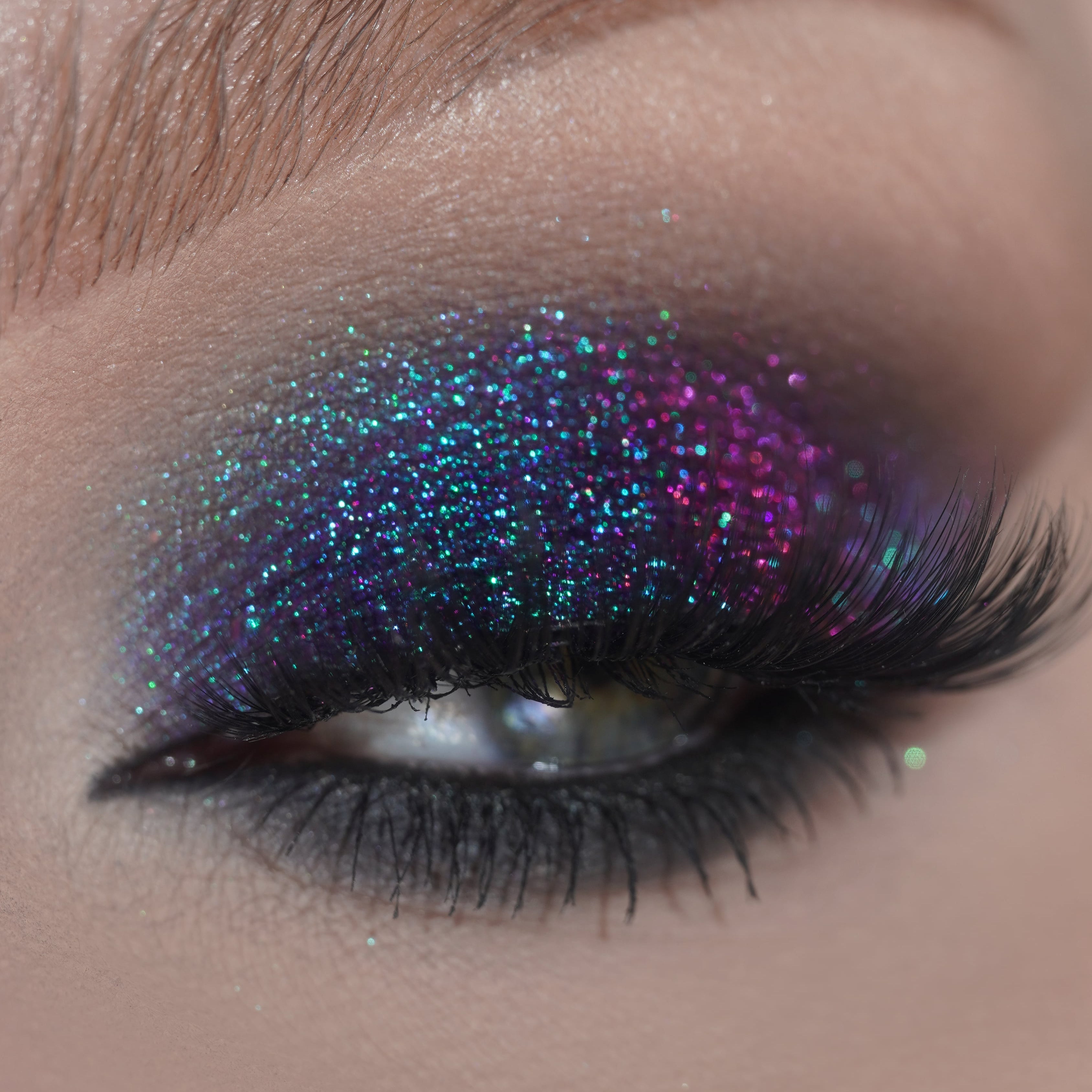 Oceanic Symphony (Multichrome Pigment)