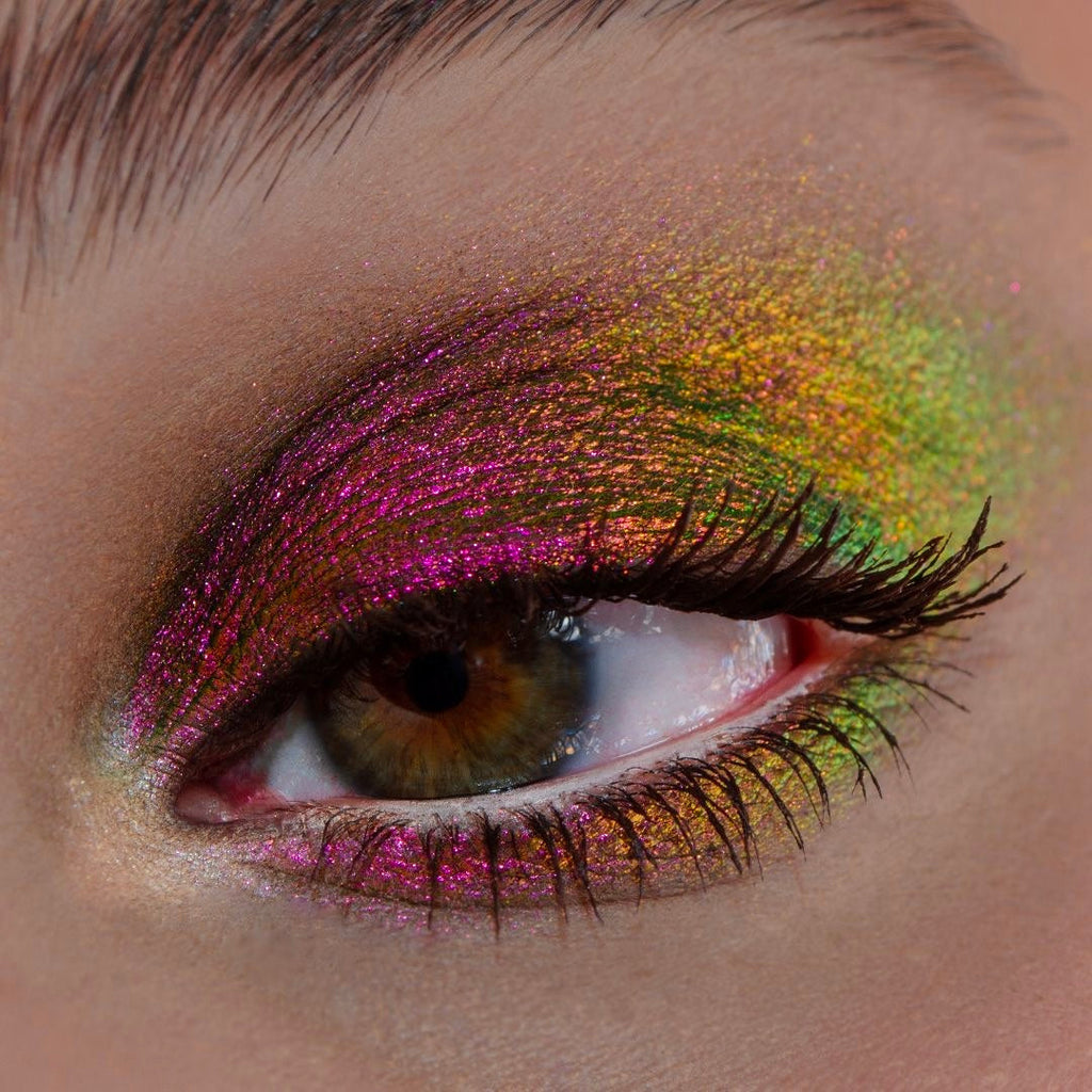 Playful Spring (Multichrome Pigment)