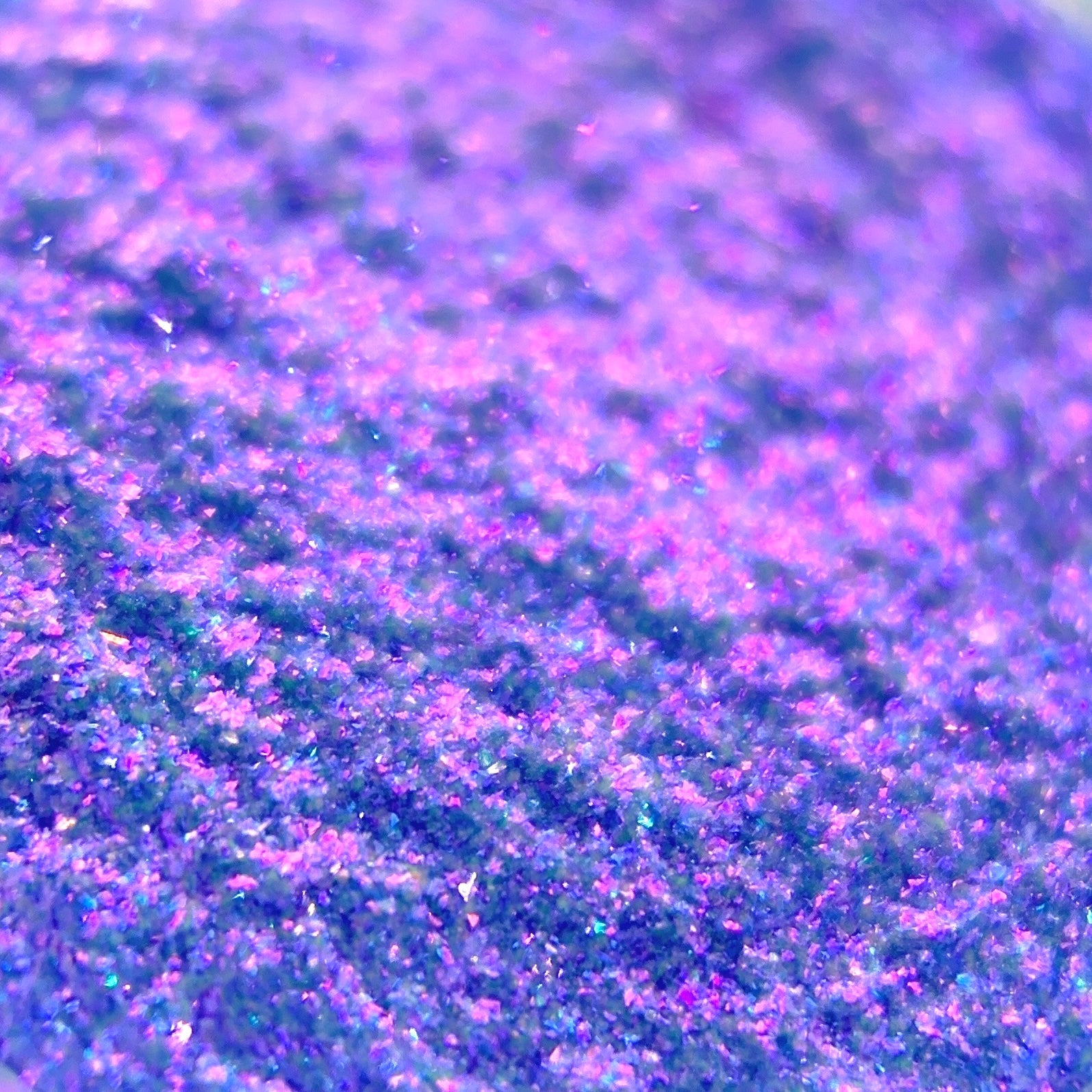 Periwinkle Dreams (Multichrome Pigment)