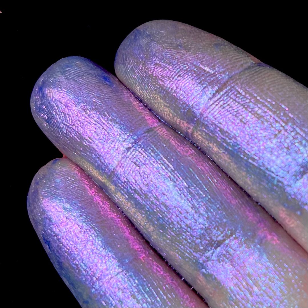 Periwinkle Dreams (Multichrome Pigment)